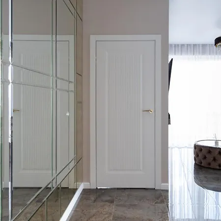 Апартаменти Vixi Skylum