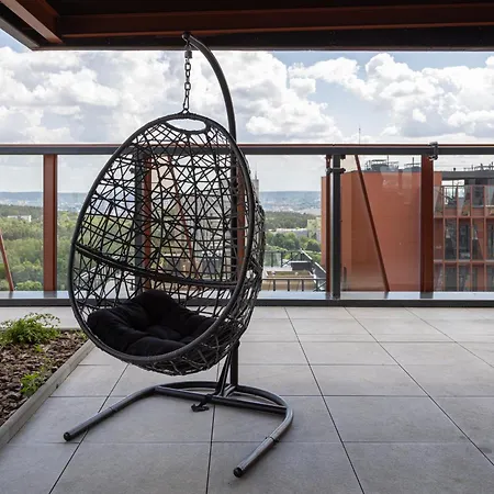 Vixi Skylum Апартаменти *